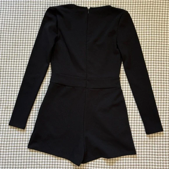 Urban Outfitters | Silence + Noise Deep V Romper - Picture 9 of 16